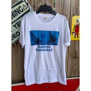 Vintage 80s Nassau Bahamas Screen Star Single stitch Tshirt Size XL runs smaller